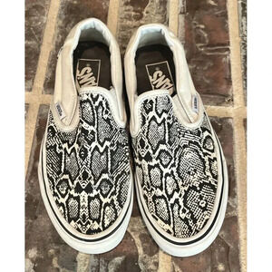 Vans Low Top Slip On Black & White Snake Print Women’s Size 5.5 Mens 4  Skate